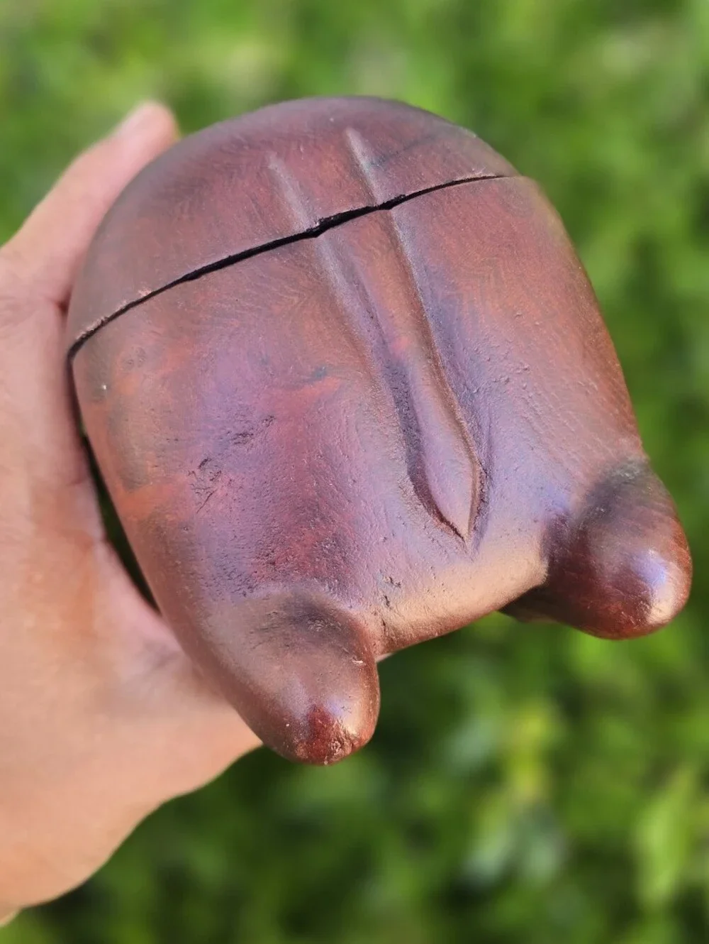 Vintage artisan handcarved heavy solid wood pig Trinket snuff box